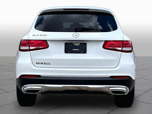 Used 2018 Mercedes-Benz GLC 300 image 5