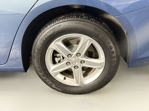 Used 2024 Chevrolet Malibu LT image 11