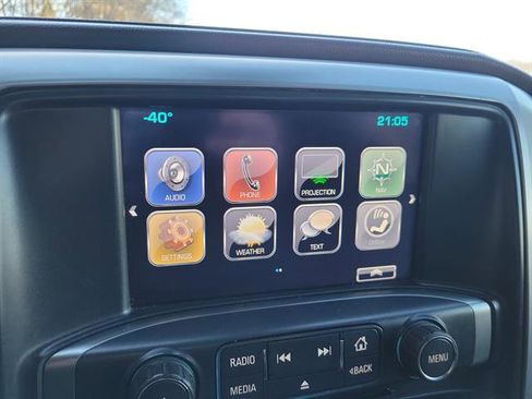 Used 2018 GMC Sierra 2500 Denali w/ Duramax Plus Package image 11