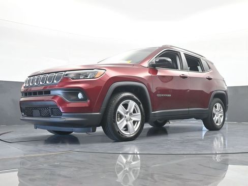 Used 2022 Jeep Compass Latitude image 50