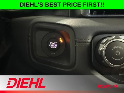 New 2026 Jeep Gladiator Sport AWD/4WD image 27