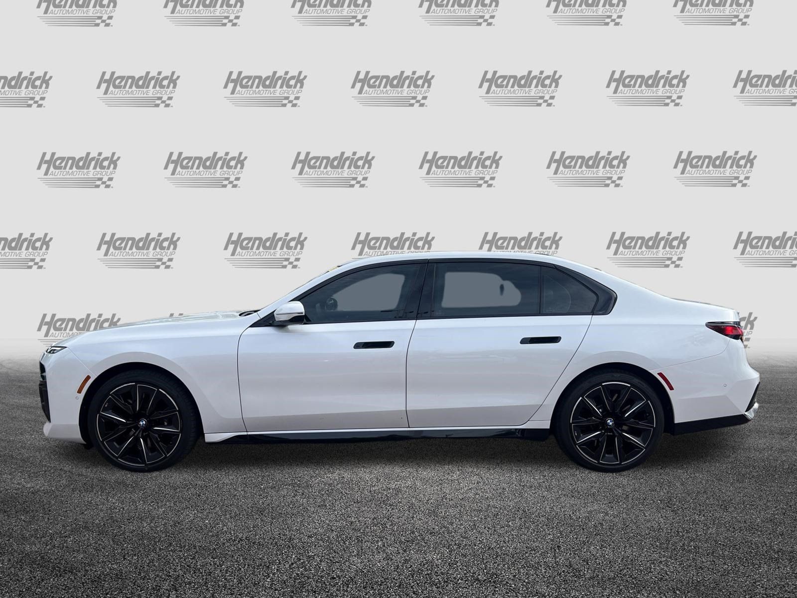 Certified 2025 BMW 760i xDrive AWD/4WD image 7