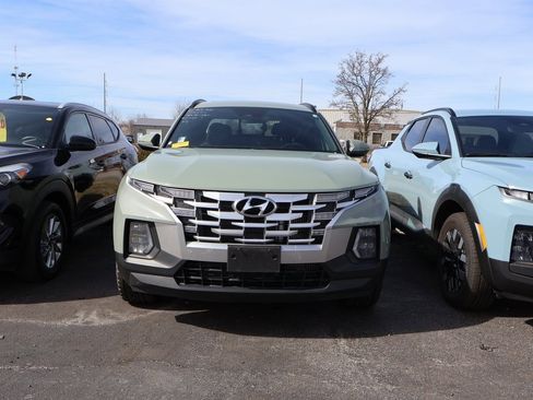 Used 2022 Hyundai Santa Cruz SEL Premium w/ Cargo Package image 9