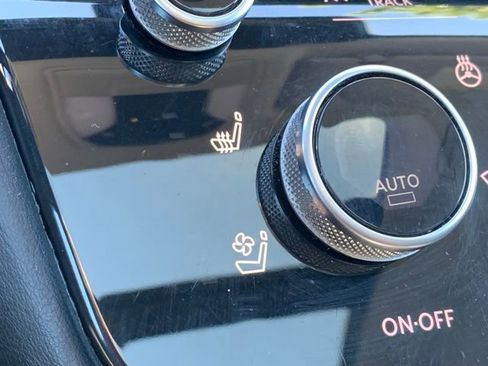 Used 2023 INFINITI QX60 Luxe w/ Cargo Package image 24