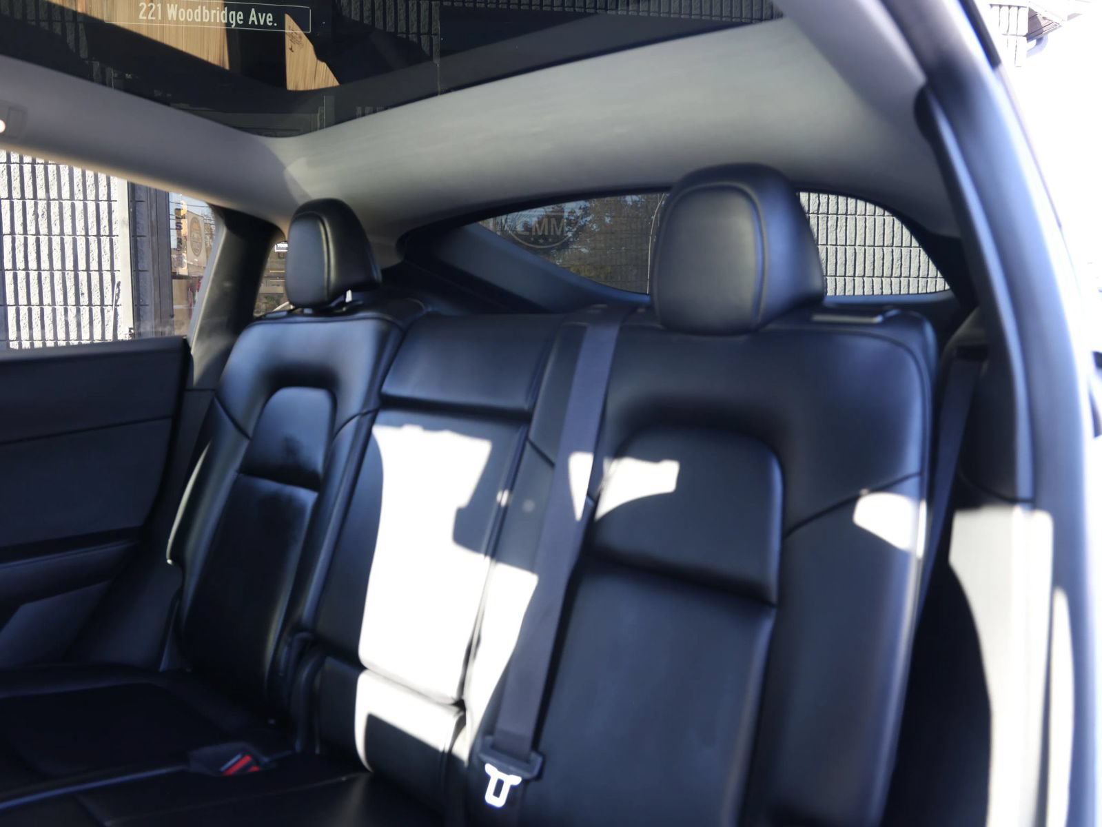 Used 2021 Tesla Model Y Long Range AWD/4WD image 21
