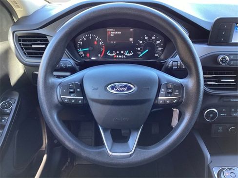 Used 2020 Ford Escape S image 12