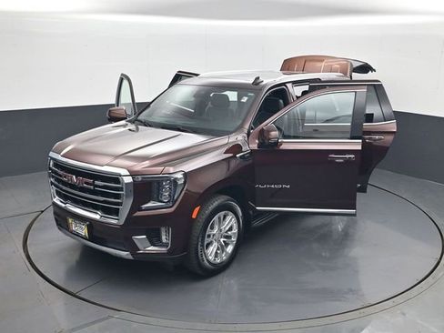 Used 2023 GMC Yukon SLT w/ SLT Luxury Package AWD/4WD image 31