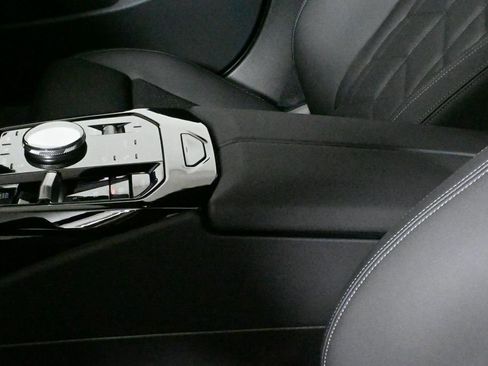 Used 2026 BMW 530i xDrive w/ Premium Package image 26