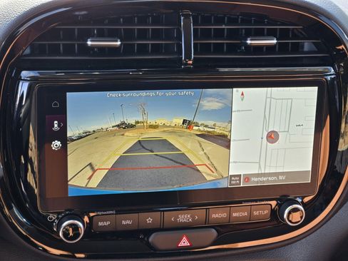Certified 2025 Kia Soul EX image 20