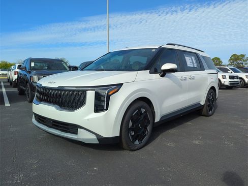 New 2026 Kia Carnival EX image 4