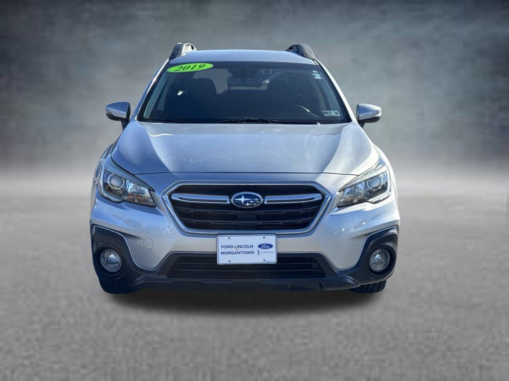 Used 2019 Subaru Outback 2.5i Premium AWD/4WD image 2