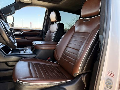 Used 2024 GMC Sierra 2500 Denali Ultimate w/ Max Trailering Package image 26