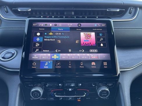 Used 2021 Jeep Grand Cherokee L Overland w/ Luxury Tech Group IV image 19