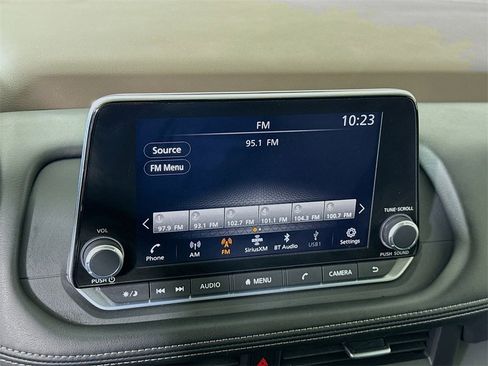 Certified 2023 Nissan Rogue S image 8