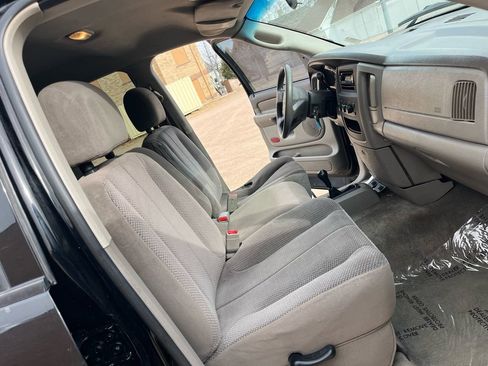 Used 2004 Dodge Ram 1500 Truck SLT image 19