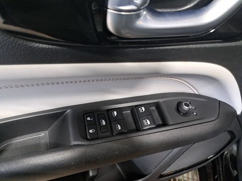 Certified 2023 Jeep Compass Limited w/ Elite Group AWD/4WD image 30