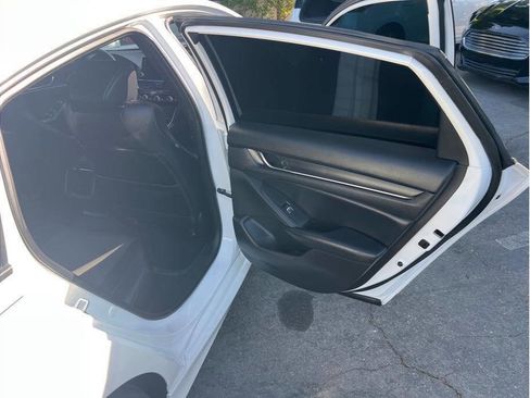 Used 2022 Honda Accord Sport image 8