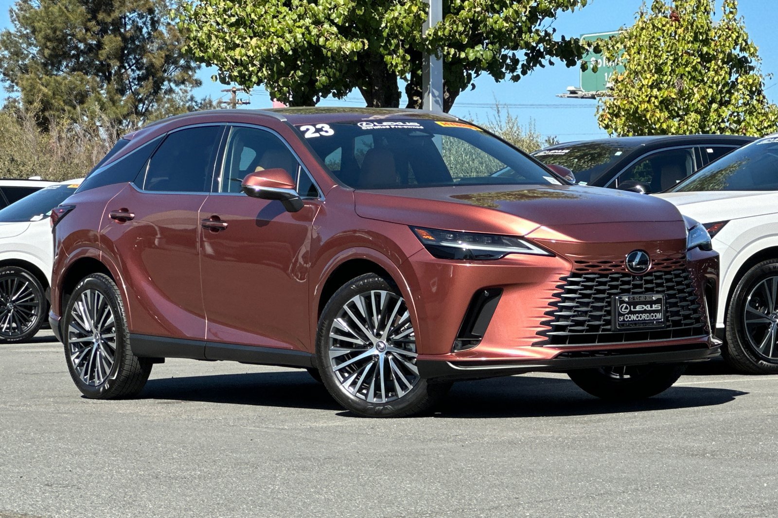 Certified 2023 Lexus RX 350 w/ Cold Area Package AWD/4WD image 2