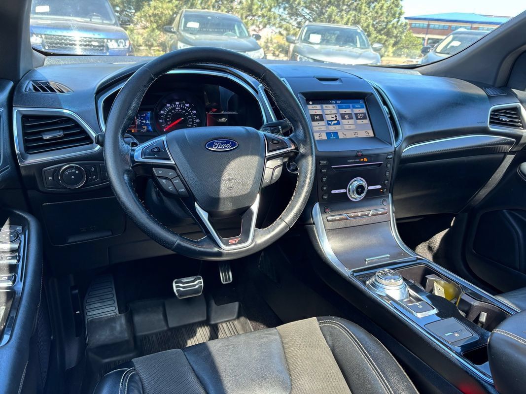 Used 2019 Ford Edge ST w/ Convenience Package AWD/4WD image 17