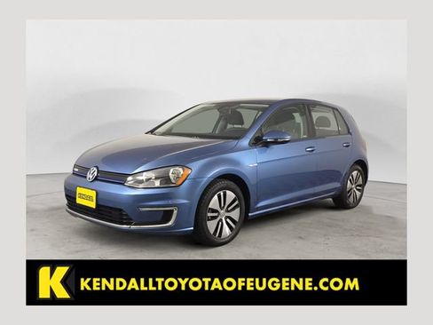Used 2016 Volkswagen e-Golf SE w/ DC Fast Charging Package FWD image 1