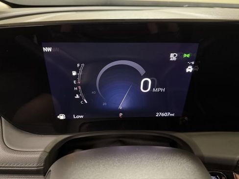 Used 2025 Buick Encore GX Preferred FWD image 11