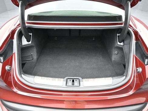 Used 2021 Porsche Taycan Turbo w/ Sportdesign Package image 17