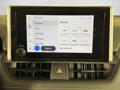 Used 2025 Toyota RAV4 XLE FWD image 28