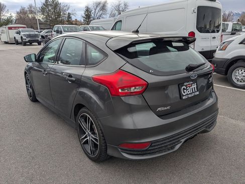 Used 2018 Ford Focus ST image 8