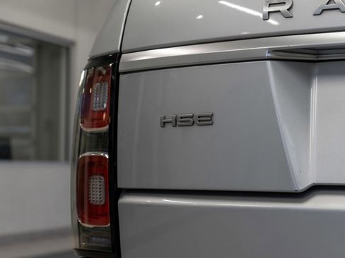 Used 2019 Land Rover Range Rover HSE image 22