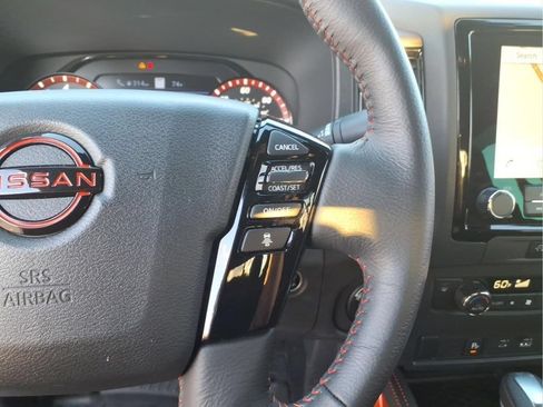 Used 2024 Nissan Frontier PRO-4X w/ Technology Package AWD/4WD image 25