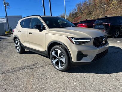 New 2026 Volvo XC40 B5 Core w/ Protection Package Premier