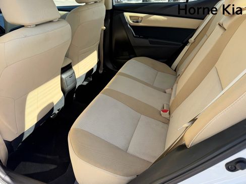 Used 2017 Toyota Corolla LE FWD image 14