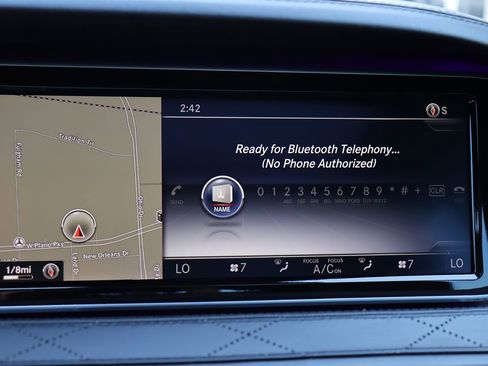 Used 2015 Mercedes-Benz S 63 AMG 4MATIC Sedan w/ Driver Assistance Package image 37