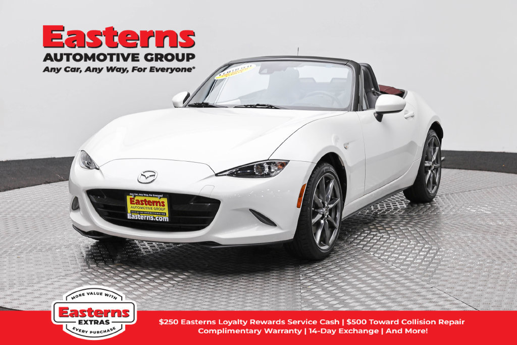 Used 2018 MAZDA MX-5 Miata Grand Touring RWD image 1