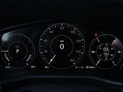 Certified 2025 MAZDA CX-70 Plug-In Hybrid w/ Premium Plus image 3