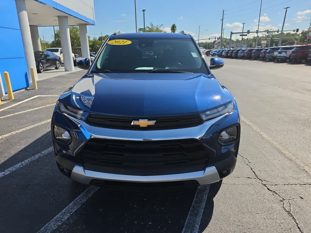 Used 2021 Chevrolet TrailBlazer LT w/ Premium Seating Package FWD image 8