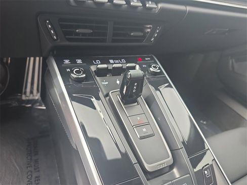 Used 2025 Porsche 911 Carrera GTS image 30