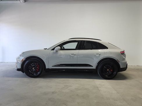 New 2026 Porsche Macan GTS Electric AWD/4WD image 2