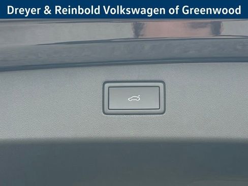 New 2026 Volkswagen Tiguan SE image 32