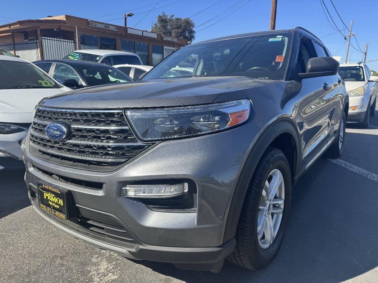 Used 2022 Ford Explorer XLT w/ Equipment Group 202A RWD image 2