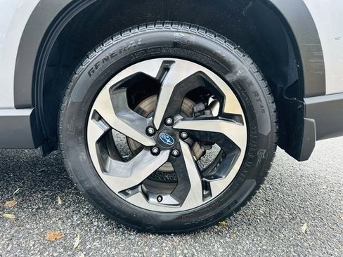 Used 2022 Subaru Forester Touring image 31