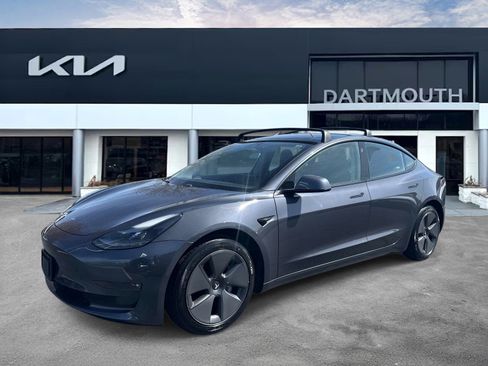 Used 2021 Tesla Model 3 Long Range image 1