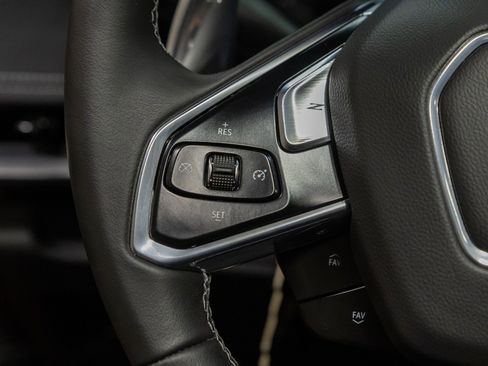 Used 2023 Chevrolet Corvette Stingray Coupe w/ Z51 Performance Package image 64