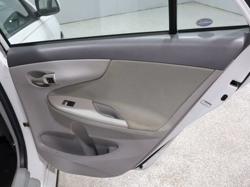 Used 2010 Toyota Corolla LE w/ All Weather Guard Pkg FWD image 20