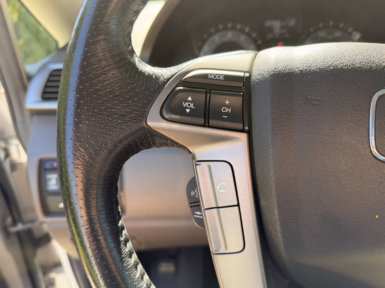 Used 2012 Honda Odyssey EX-L image 12