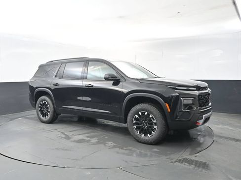 New 2026 Chevrolet Traverse Z71 w/ Driver Confidence Package AWD/4WD image 7