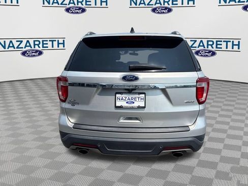 Used 2018 Ford Explorer XLT AWD/4WD image 6