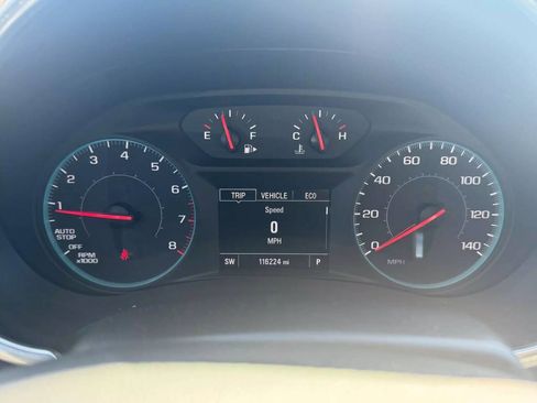 Used 2021 Chevrolet Malibu LT image 24