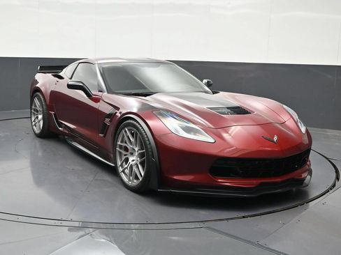 Used 2017 Chevrolet Corvette Grand Sport w/ Carbon Flash Badge Package RWD image 8