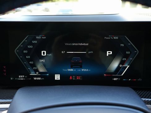 Used 2024 BMW X7 M60i w/ Executive Package image 13